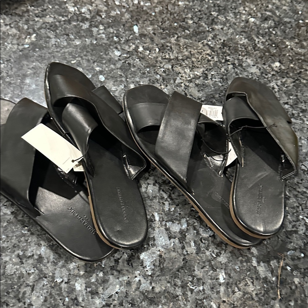 Banana Republic Factory Black Slide Sandals - Picture 2 of 7
